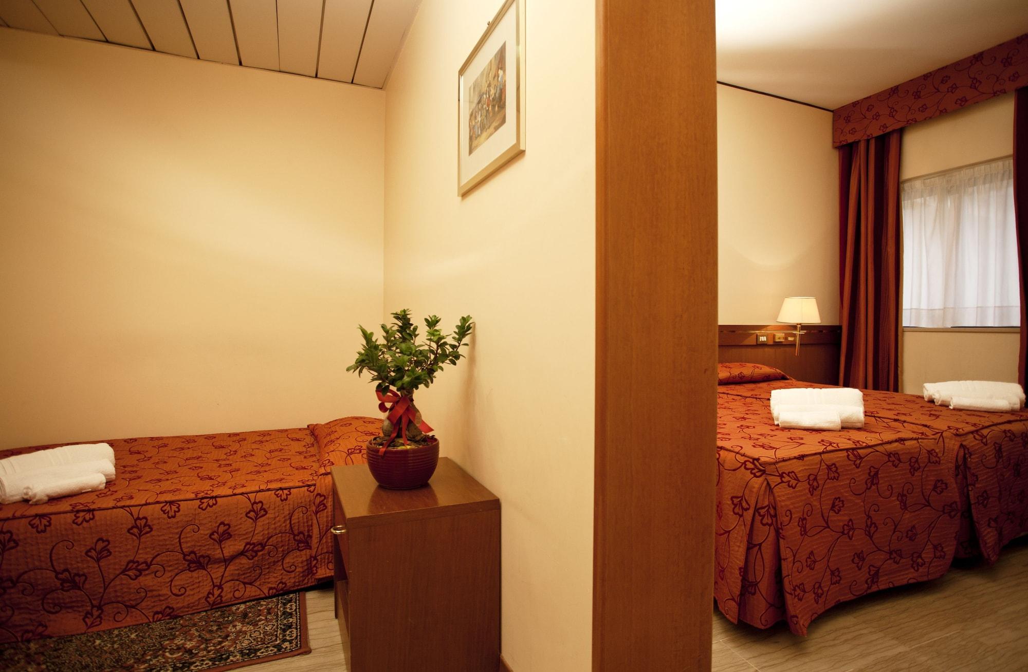 Augustus Hotel Ottaviano Eksteriør billede