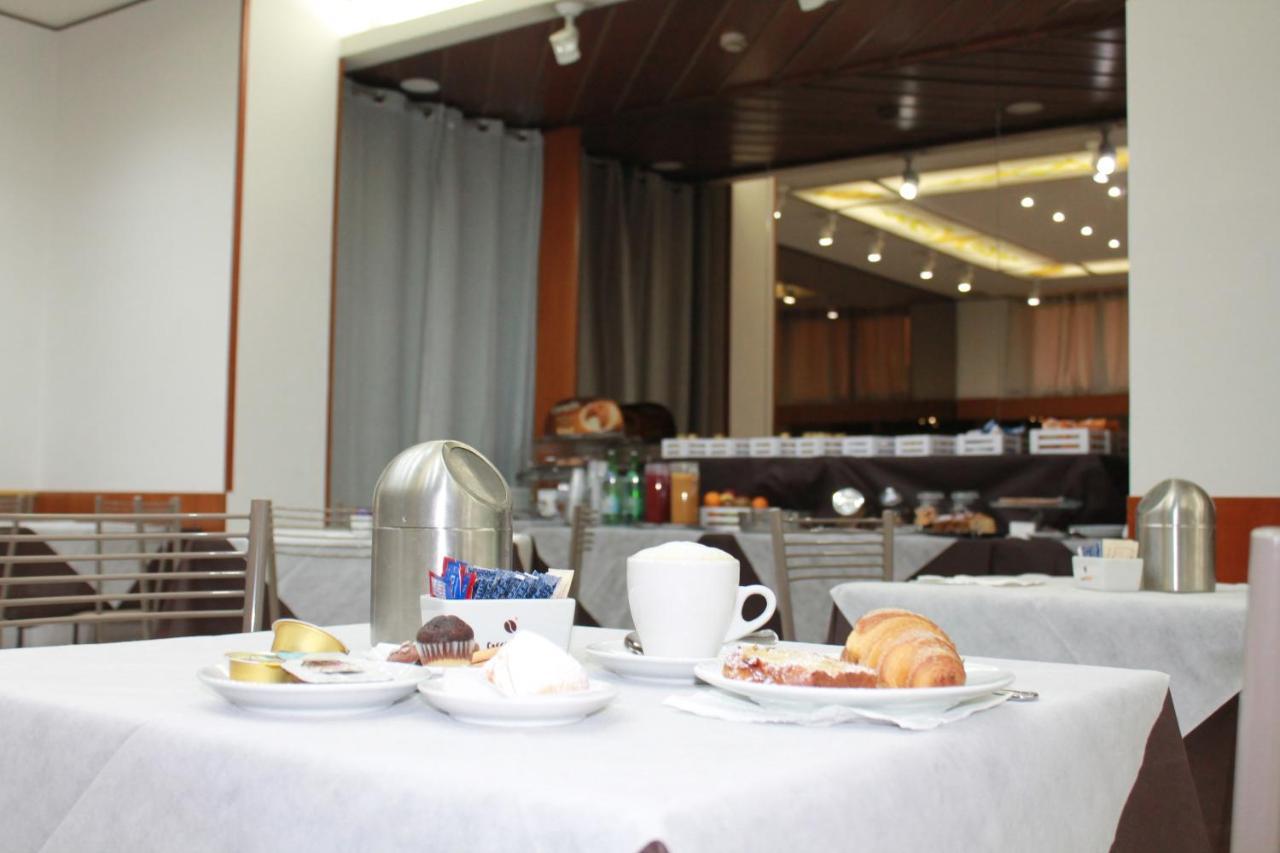 Augustus Hotel Ottaviano Eksteriør billede